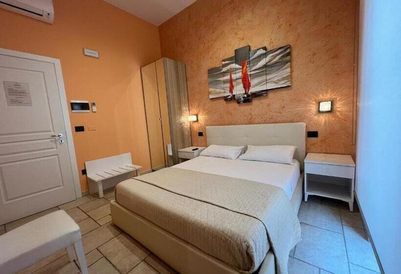 Номер Стандарт с Балконом, Mediterraneo B&b