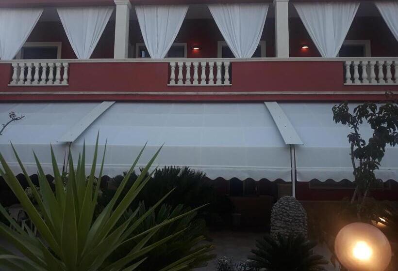 バルコニー付きデラックスルーム, Mediterraneo B&b