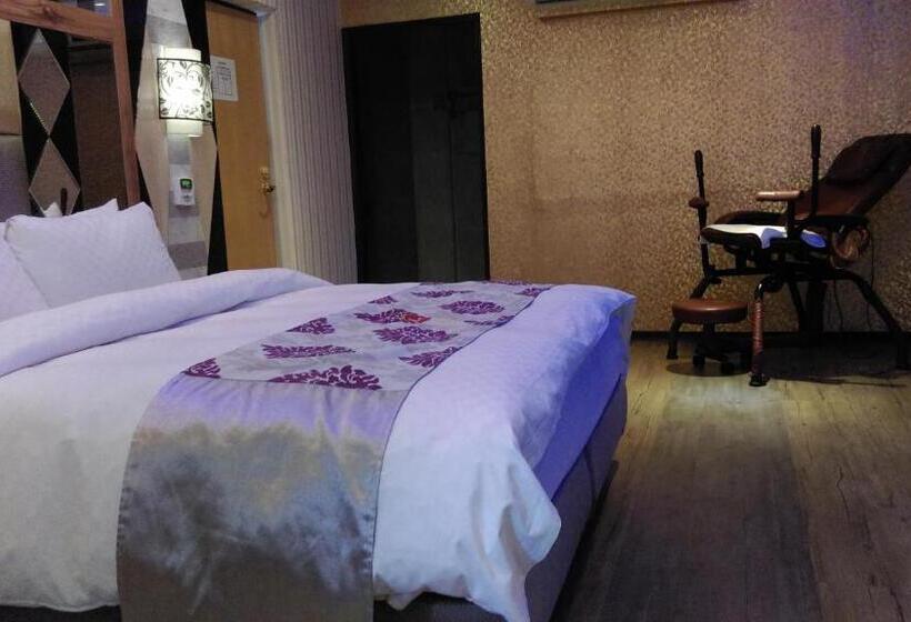 اتاق استاندارد, Yue Xin Motel