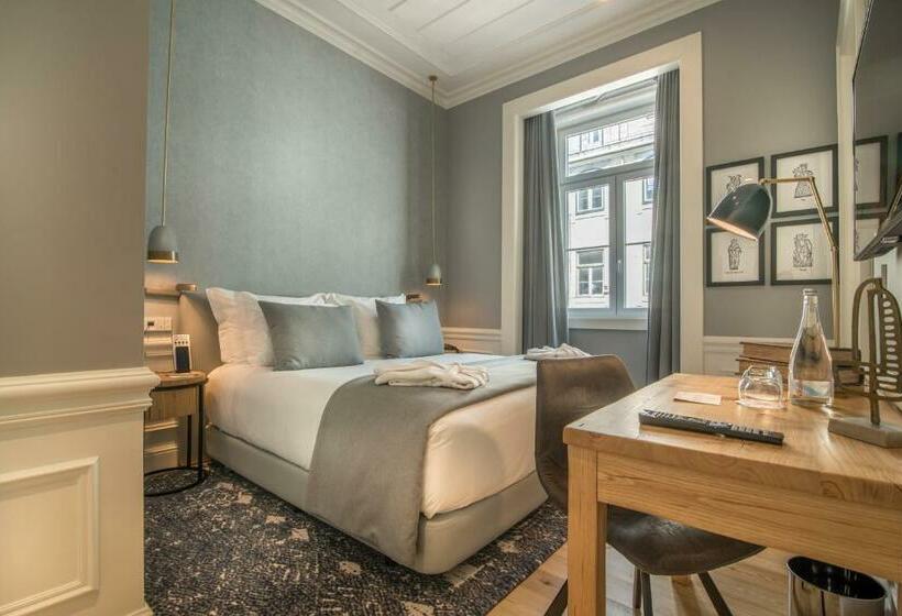 Quarto Clássico com Vistas, Da Baixa