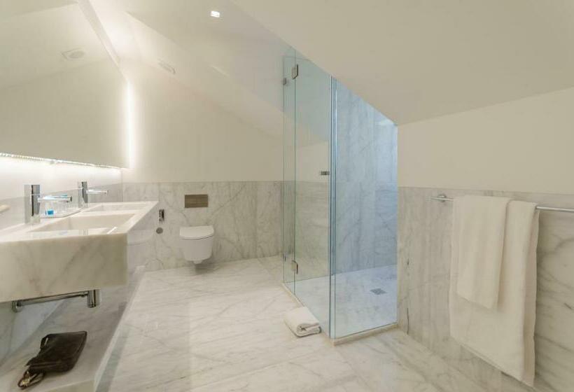 Quarto Premium Vista Cidade, Da Baixa