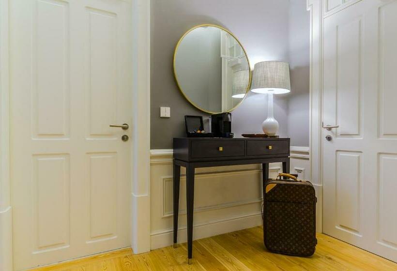 Quarto Familiar, Da Baixa