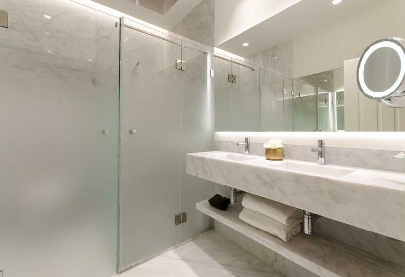 Quarto Familiar, Da Baixa