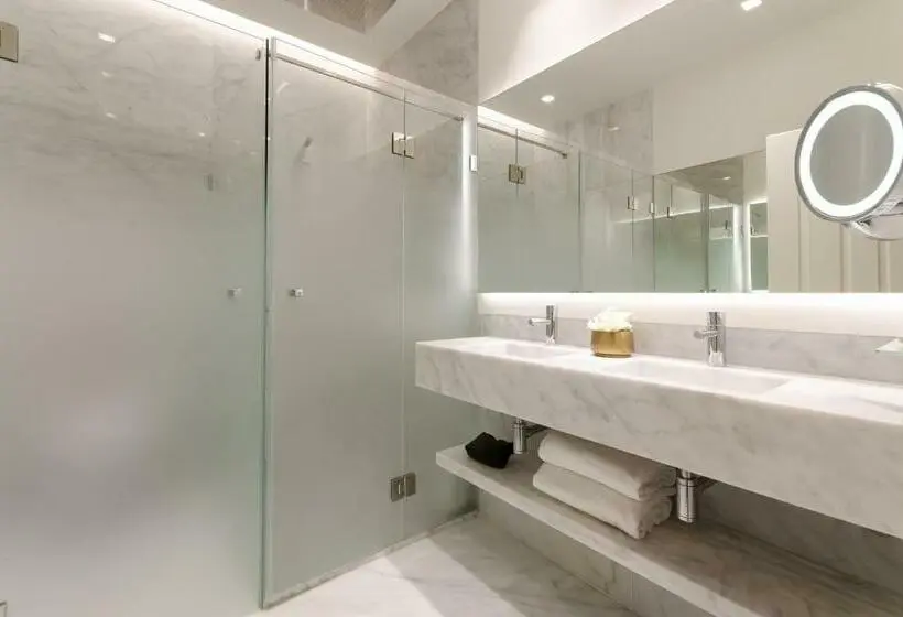 Quarto Familiar, Da Baixa