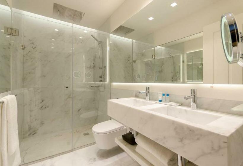 Quarto Familiar, Da Baixa