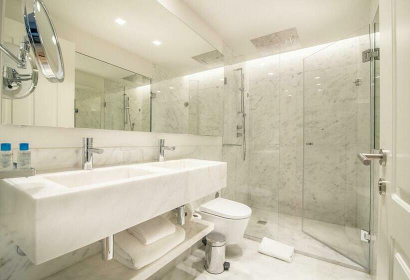 Quarto Deluxe Vista Cidade, Da Baixa