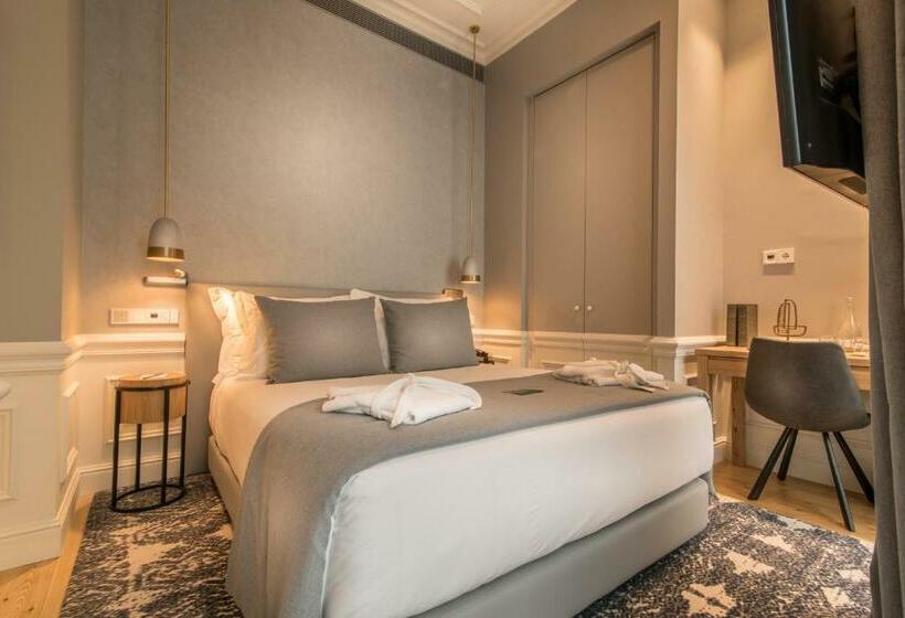 Quarto Básico Interior, Da Baixa