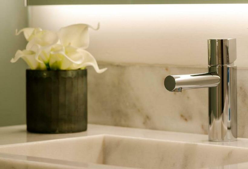 Quarto Básico Interior, Da Baixa