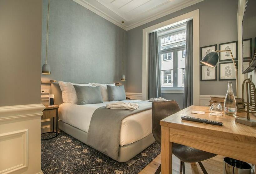 Quarto Clássico Vista Cidade, Da Baixa