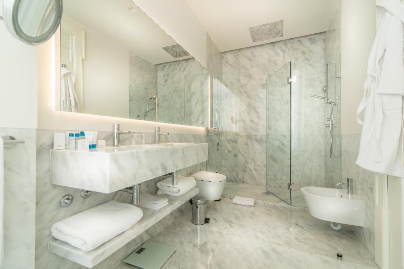 Quarto Familiar, Da Baixa