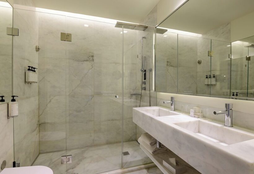 Quarto Deluxe Vista Cidade, Da Baixa