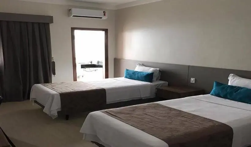 デラックストリプルルーム, Racini Suites