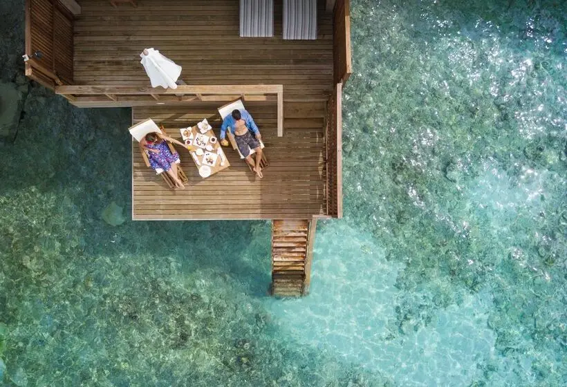 Villa 1 Makuuhuone, Reethi Faru, Bio Luxury Resort