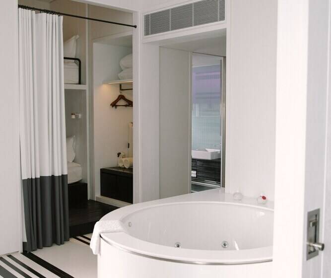 패밀리 스위트, Veranda Pool Suite