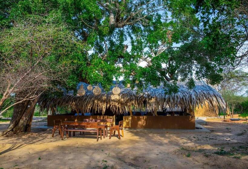 Семейное Бунгало, Yakaduru   Yala