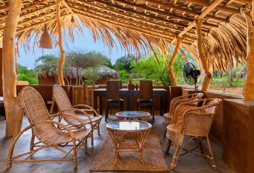 Семейное Бунгало, Yakaduru   Yala