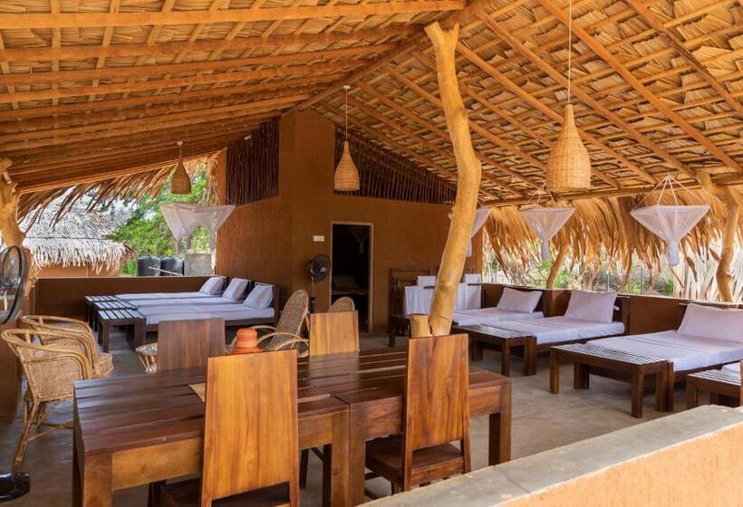 Семейное Бунгало, Yakaduru   Yala