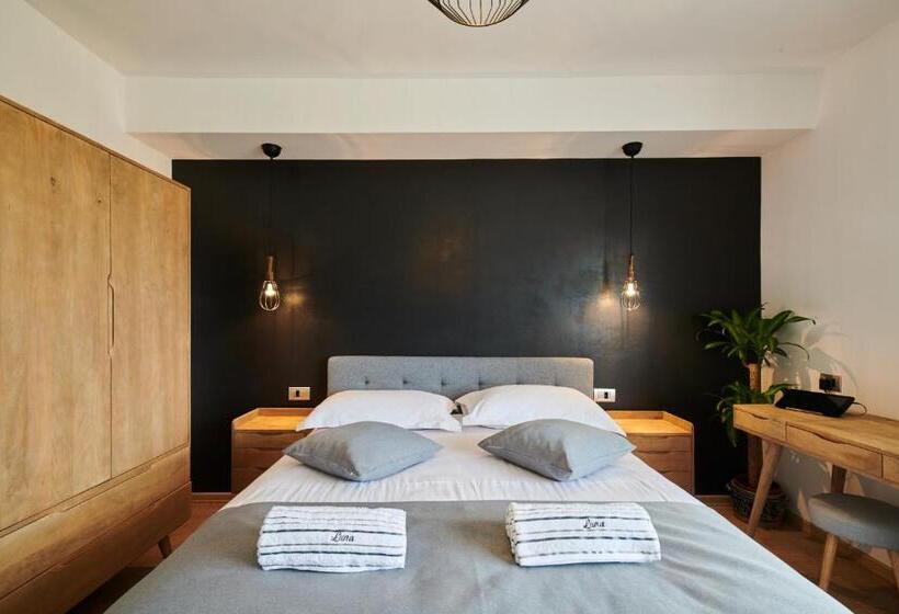 غرفة قياسية مزوَّدة بشُرفة, Boutique Rooms Luna