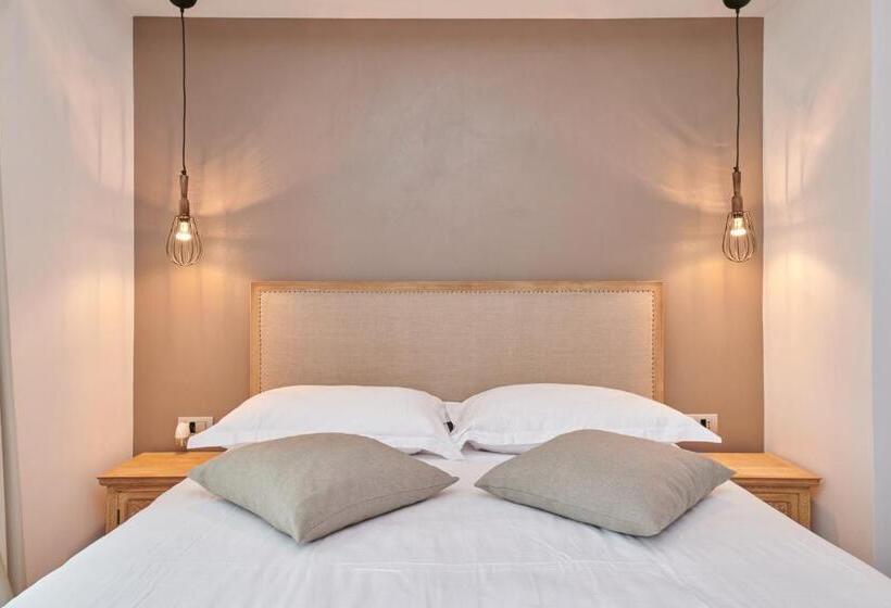Номер Стандарт с Балконом, Boutique Rooms Luna
