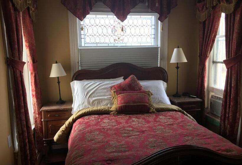 Номер Стандарт, Come From Away B&b