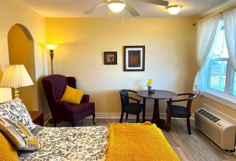 キングサイズベッドのスタンダードルーム, Come From Away B&b