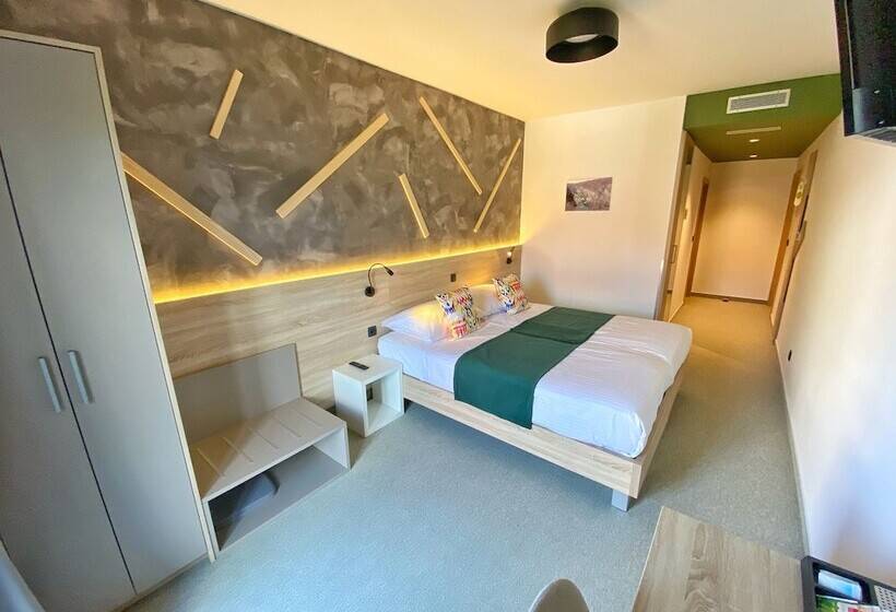 חדר סטנדרט, 16 Lakes