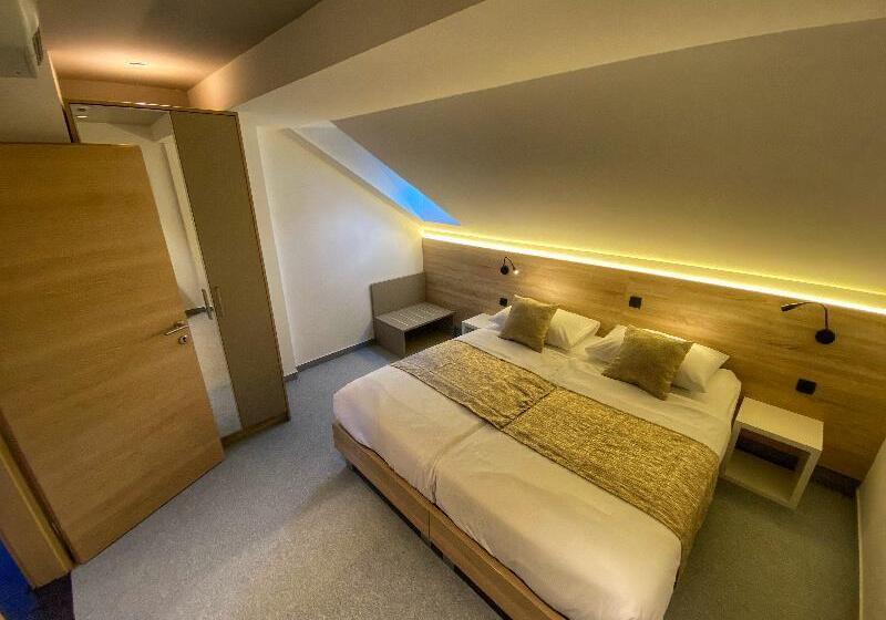 סוויטה, 16 Lakes