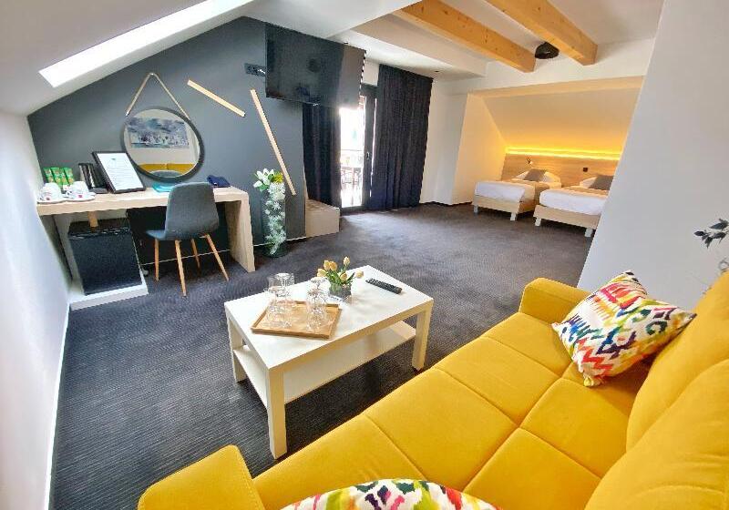 סוויטה, 16 Lakes