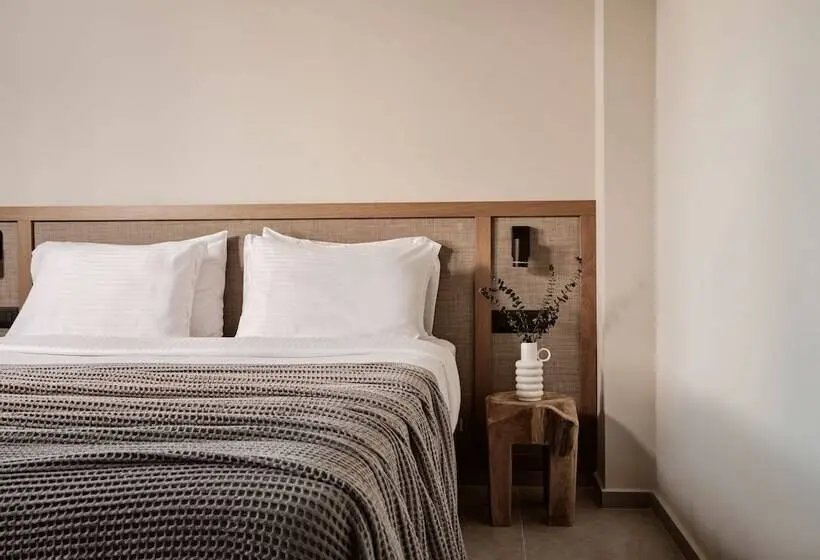 سوییت خانوادگی, Alamis Hotel & Apartments