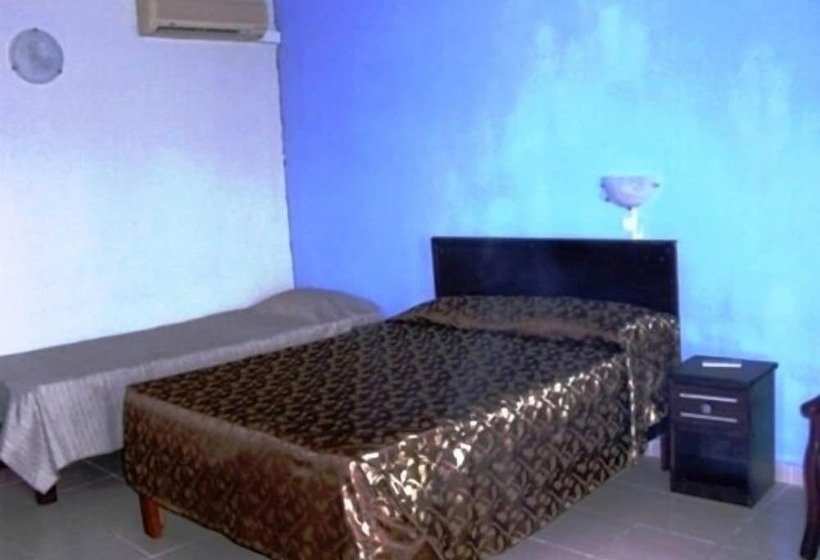 اتاق استاندارد, Auberge Le Saladier