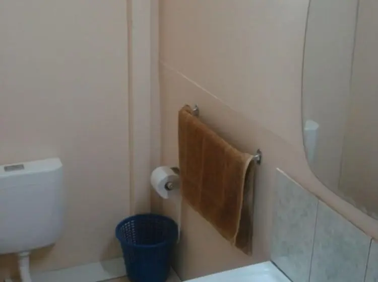 اتاق استاندارد سه نفره, Auberge Le Saladier