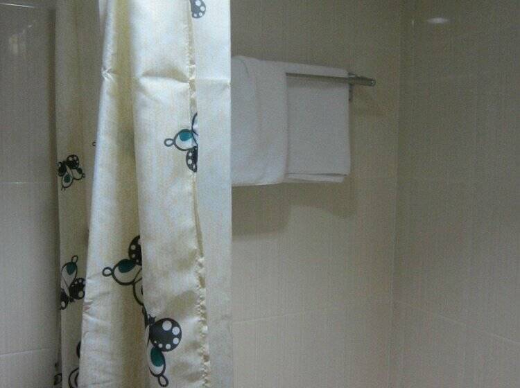 デラックスルーム, Bandara Syariah