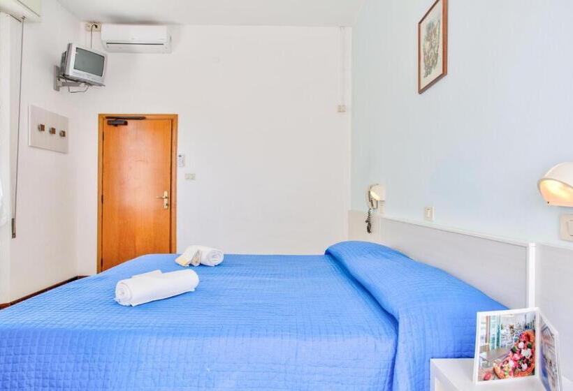 标准间, Delle Nazioni   Valentini Family Village