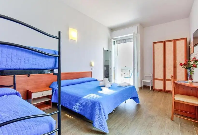 Standard Kolmen Hengen Huone, Delle Nazioni By Double Hospitality