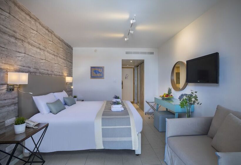 חדר סטנדרט צדדי נוף לים, Leonardo Plaza Cypria Maris Beach Hotel & Spa