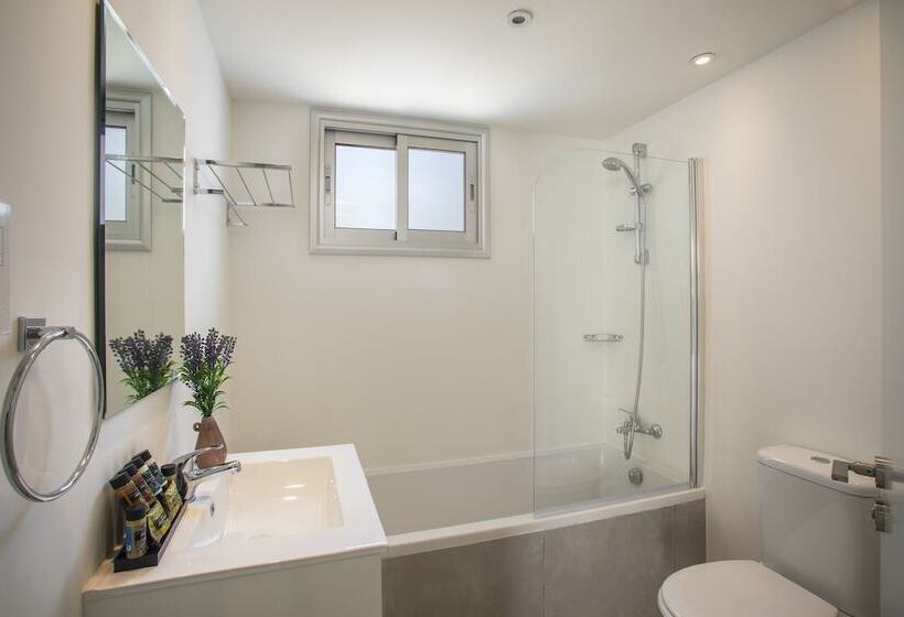 بنجلو قياسى مطلّ علي الحديقة, Leonardo Plaza Cypria Maris Beach Hotel & Spa