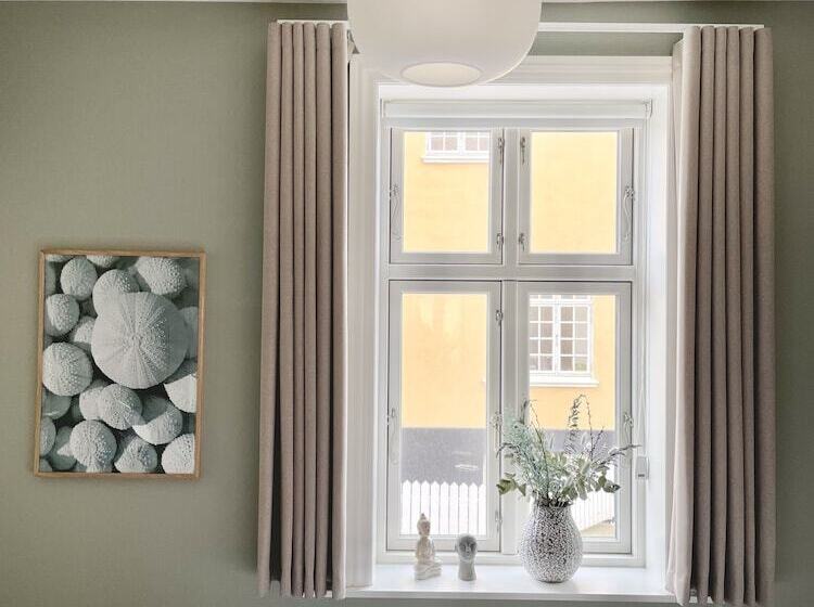 스탠다드 룸, Marie