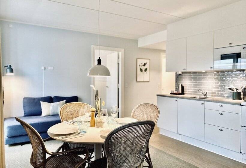 침실 2개 아파트, Marie