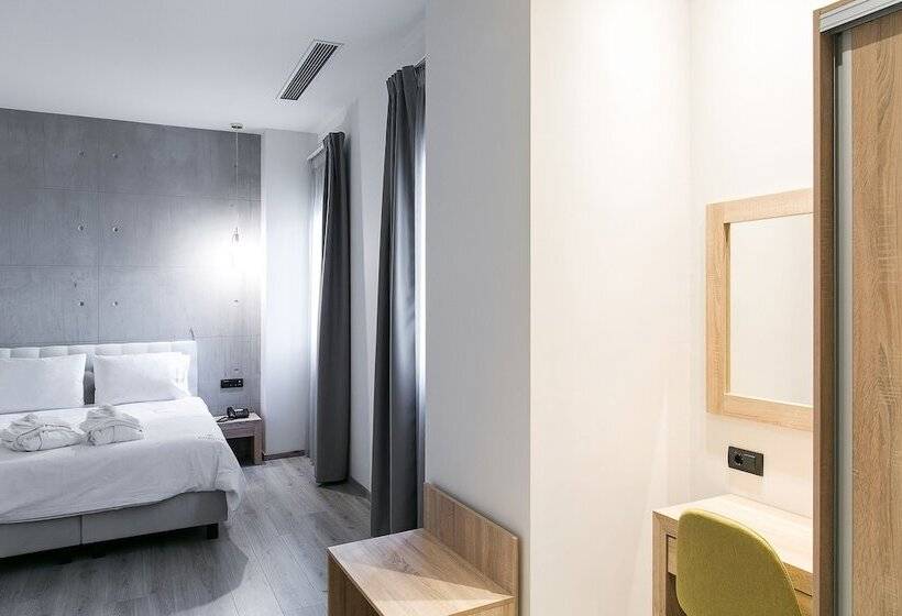 Quarto Superior, Superior One Boutique