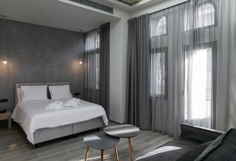 جناح بريميوم, Superior One Boutique