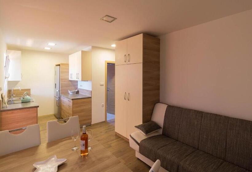 １ベッドルームハウス, Odmoree Camp & Hostel