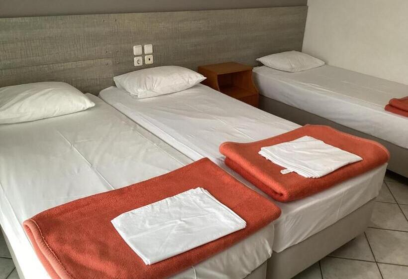 スタンダードスタジオ, Alexandros