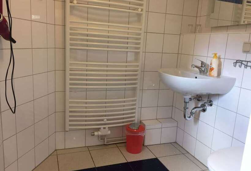Huoneisto 3 Makuuhuonetta, Appartements Rehn