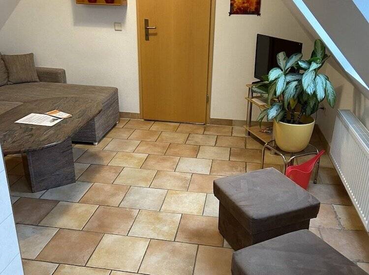 Huoneisto 1 Makuuhuone, Appartements Rehn