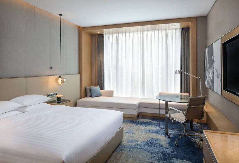 Номер Executive, Courtyard By Marriott Zhengzhou Airport