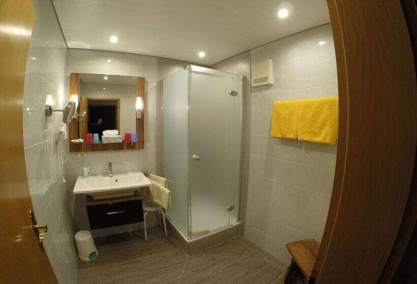 חדר משפחתי, Gästehaus Annabell