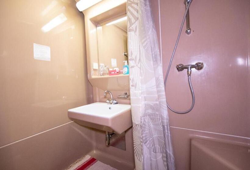 Трежместный Номер Economy, Vanda