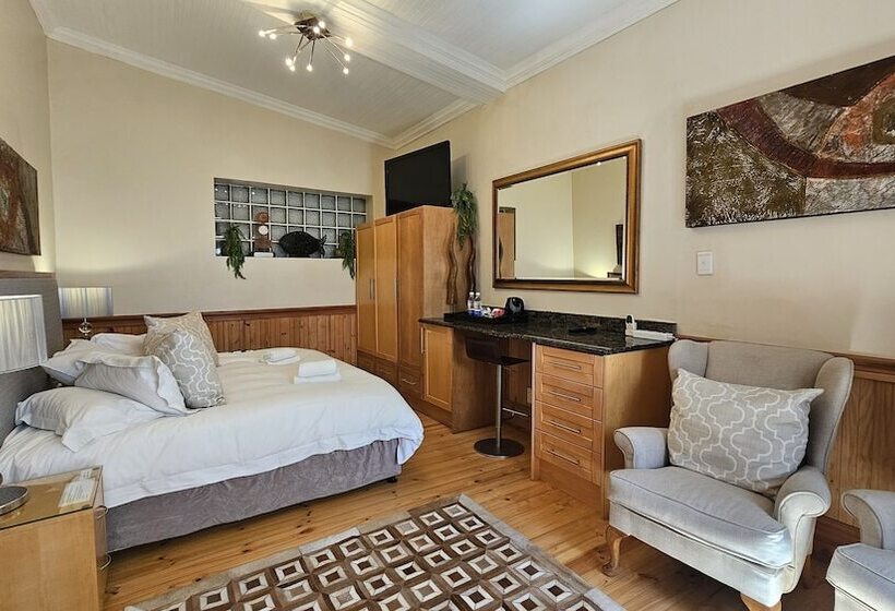 חדר סטנדרט, Wilton Manor Solar Energy