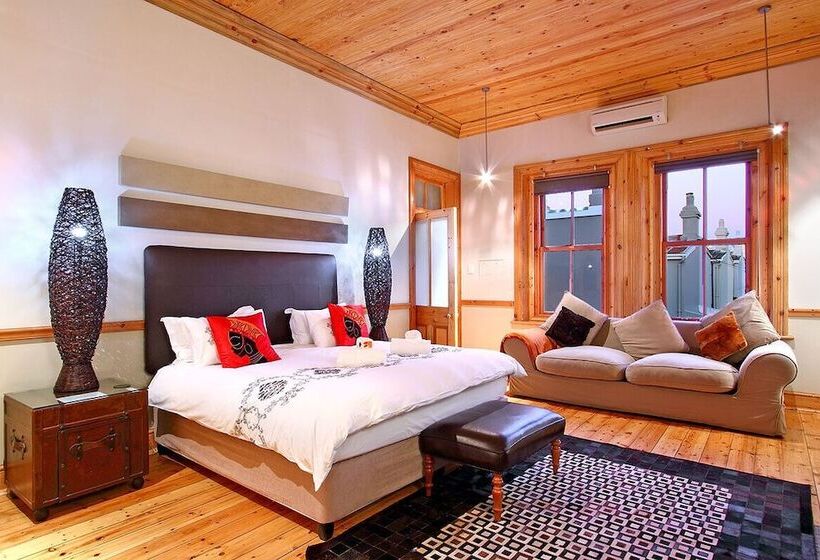 חדר דלוקס, Wilton Manor Solar Energy