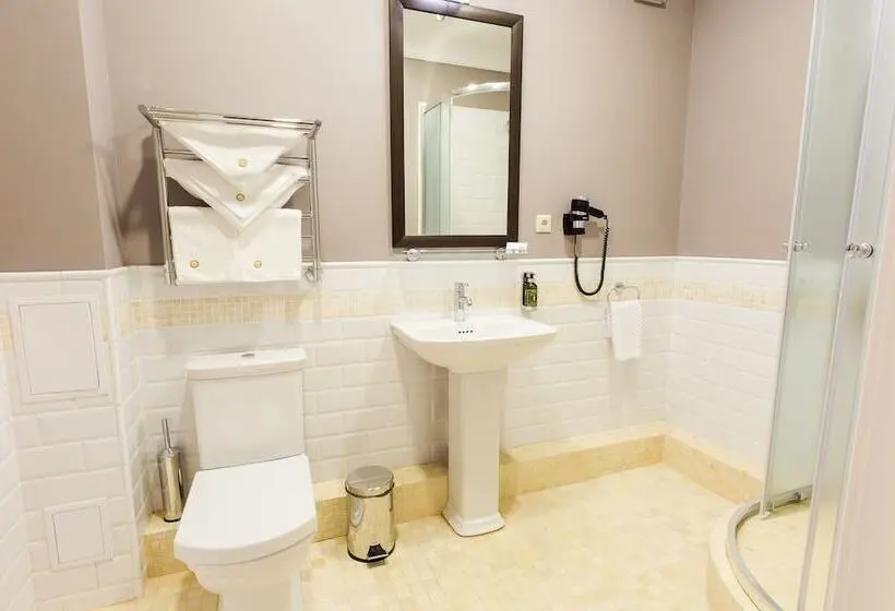 Juniorsviitti, Mirros Hotel Suzdal